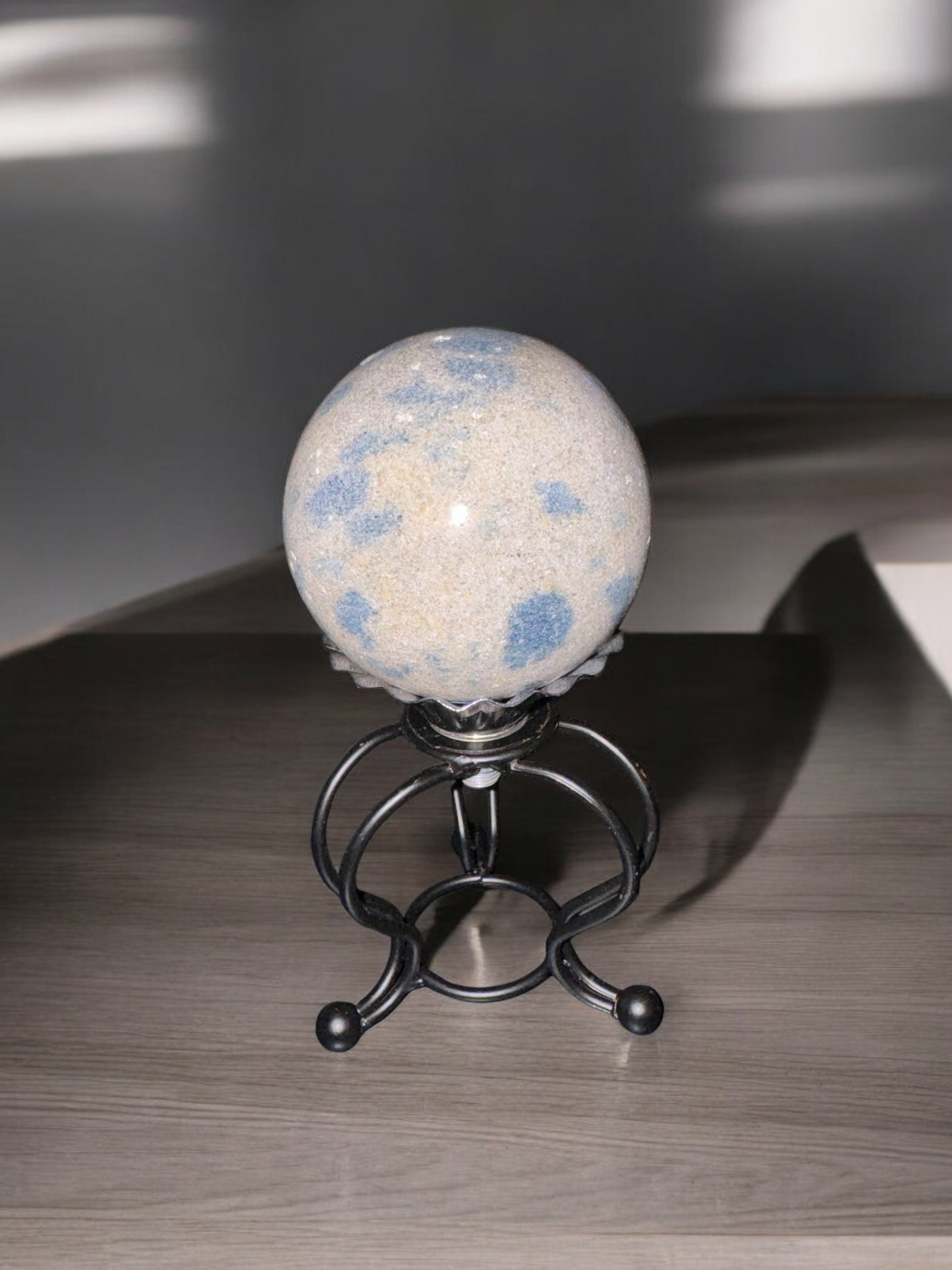Spinning Sphere Holder