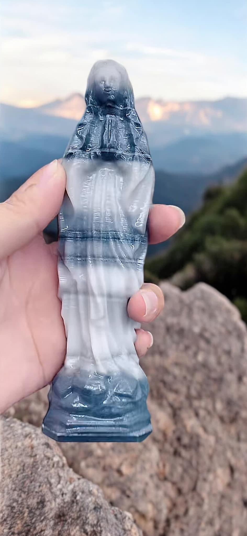 Black & White Jade Mother Mary Magdelane
